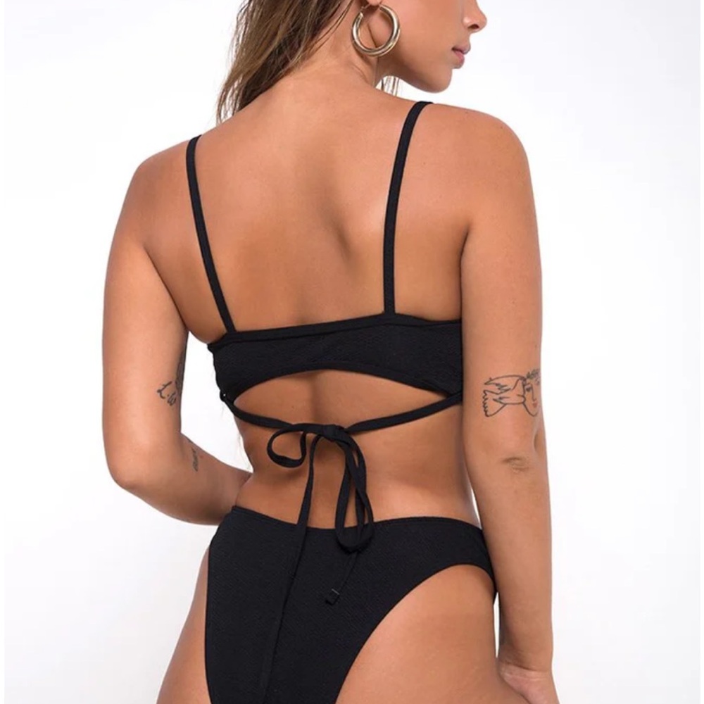 Motel Rocks Ina Black Tie-back Bikini Set - Picture 7 of 7